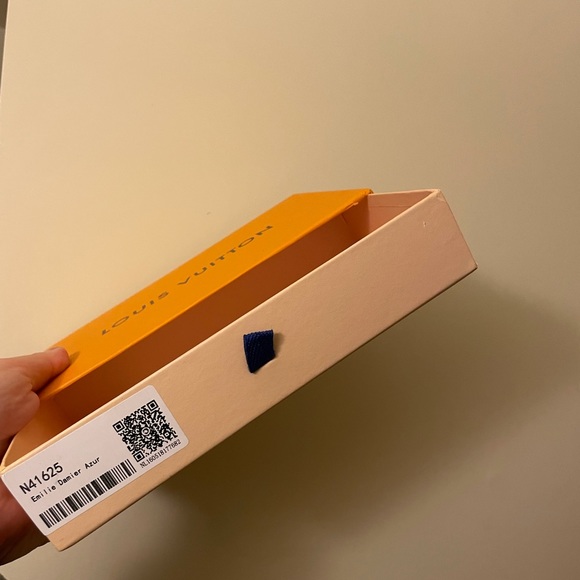 LV box - Picture 5 of 5